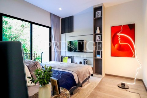 House in Pattaya, Thailand 8 bedrooms № 234109 - photo 16