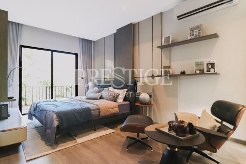 House in Pattaya, Thailand 8 bedrooms № 234109 - photo 11