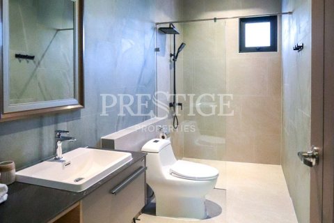House in Pattaya, Thailand 8 bedrooms № 234109 - photo 13