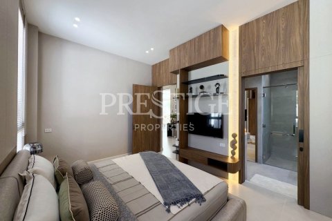 House in Pattaya, Thailand 4 bedrooms № 234110 - photo 25