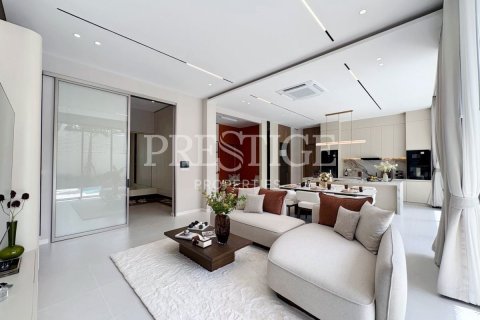 House in Pattaya, Thailand 4 bedrooms № 234110 - photo 4