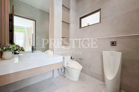 House in Pattaya, Thailand 4 bedrooms № 234110 - photo 14