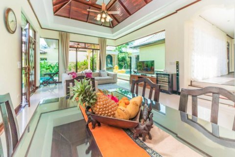Chalet de 4 dormitorios en Phuket, Tailandia № 147006 - foto 7