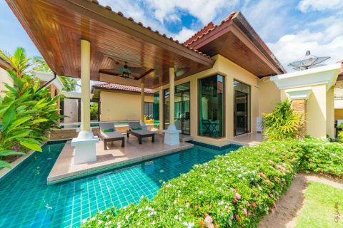 Villa in Phuket, Thailand 4 Schlafzimmer № 147006