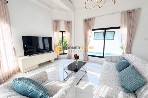 Studio in Pattaya, Thailand № 178974