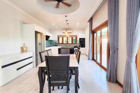 Casa de 3 dormitorios en Hua Hin, Tailandia № 178971 - foto 9
