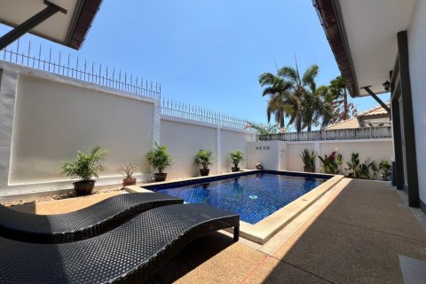 Casa de 2 dormitorios en Hua Hin, Tailandia № 178970 - foto 4