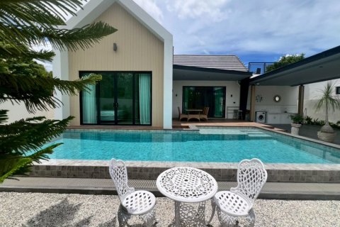 Casa de 3 dormitorios en Hua Hin, Tailandia № 178969 - foto 2