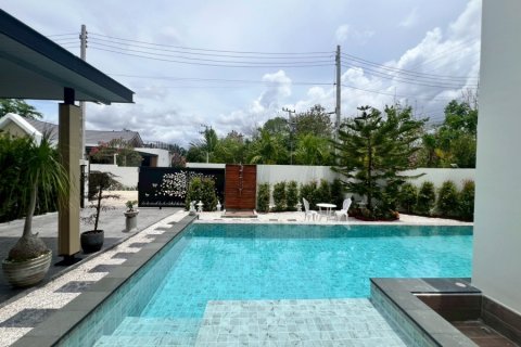 Casa de 3 dormitorios en Hua Hin, Tailandia № 178969 - foto 5