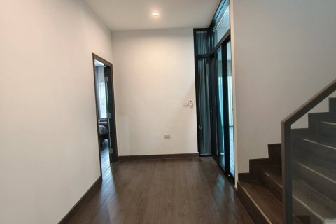 Haus in Bangkok, Thailand 4 Schlafzimmer № 183017 - Foto 16