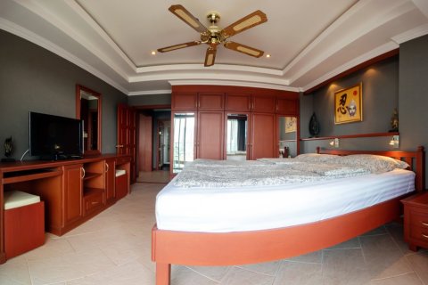 Condominio de 2 dormitorios en Pattaya, Tailandia № 150993 - foto 10