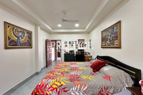 House in Pattaya, Thailand 3 bedrooms № 198051 - photo 23
