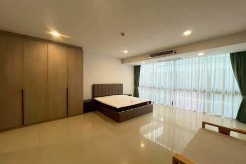 Condominio de 4 dormitorios en Pattaya, Tailandia № 135327 - foto 12