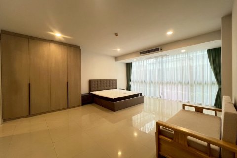 Condominio de 4 dormitorios en Pattaya, Tailandia № 135327 - foto 13