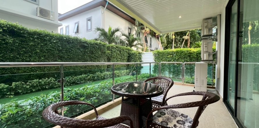 Condominio de 4 dormitorios en Pattaya, Tailandia № 135327