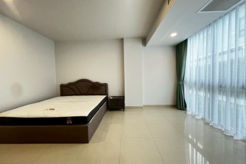 Condominio de 4 dormitorios en Pattaya, Tailandia № 135327 - foto 11
