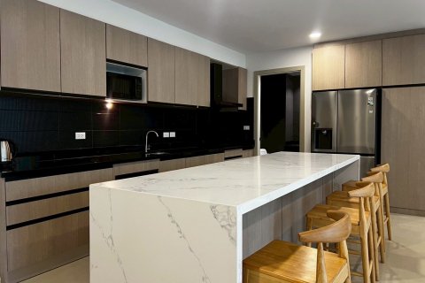 Condominio de 4 dormitorios en Pattaya, Tailandia № 135327 - foto 9