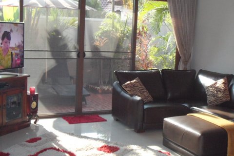 Casa de 3 dormitorios en Bang Lamung, Tailandia № 135326 - foto 17