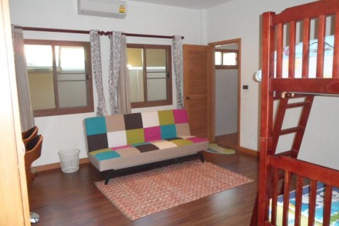 Casa de 3 dormitorios en Bang Lamung, Tailandia № 135326 - foto 26