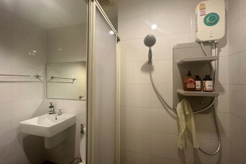 Condominio de 1 dormitorio en Bangkok, Tailandia № 69387 - foto 15