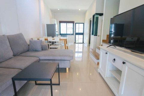 Casa de 4 dormitorios en Chiang Mai, Tailandia № 205519 - foto 6