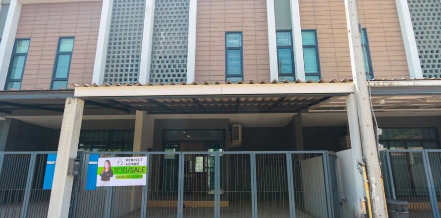 Casa de 4 dormitorios en Chiang Mai, Tailandia № 205519