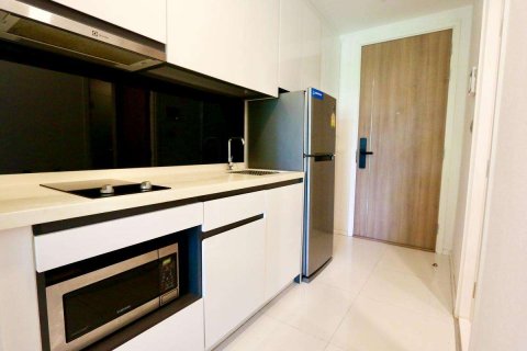 Condominio de 20 dormitorios en Chiang Mai, Tailandia № 205520 - foto 4