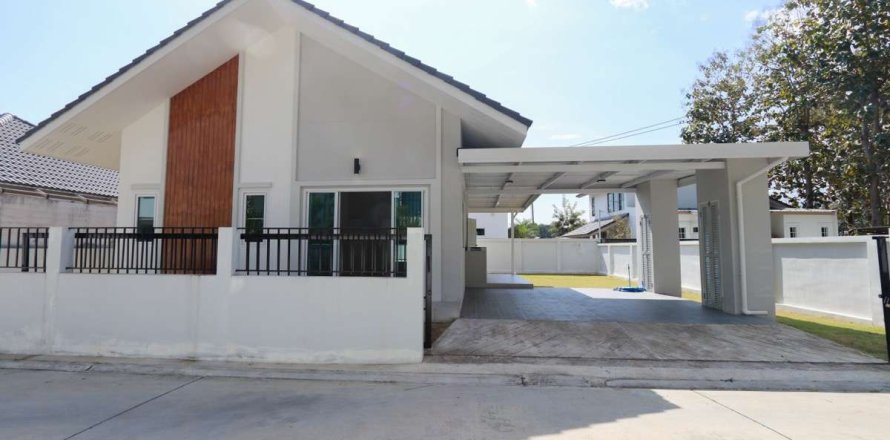 Casa de 3 dormitorios en Chiang Mai, Tailandia № 205525