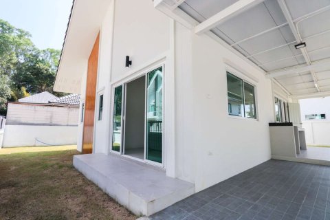 Casa de 3 dormitorios en Chiang Mai, Tailandia № 205525 - foto 4