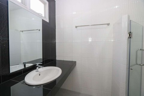 Casa de 3 dormitorios en Chiang Mai, Tailandia № 205525 - foto 5