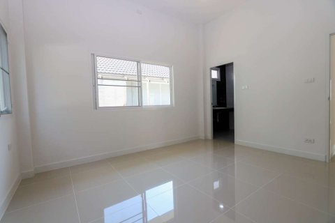 Casa de 3 dormitorios en Chiang Mai, Tailandia № 205525 - foto 7