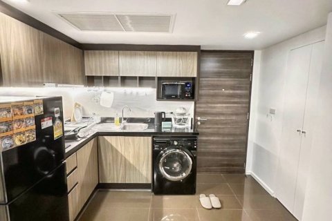 Condominio de 1 dormitorio en Khlong Toei, Bangkok, Tailandia № 114032 - foto 10