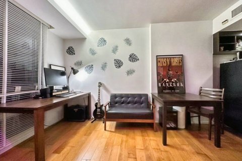 Condominio de 1 dormitorio en Khlong Toei, Bangkok, Tailandia № 114032 - foto 7