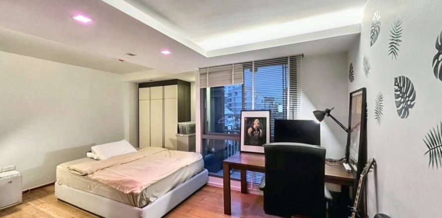 Condominio de 1 dormitorio en Khlong Toei, Bangkok, Tailandia № 114032