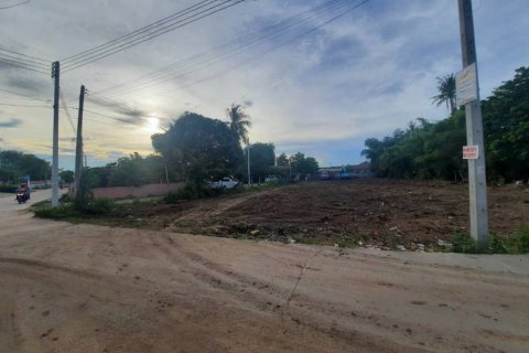 Terreno en Pattaya, Tailandia № 114033 - foto 2