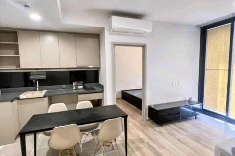 Condominio de 2 dormitorios en Khlong Toei, Bangkok, Tailandia № 114029 - foto 3