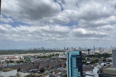 Condominio de 2 dormitorios en Khlong Toei, Bangkok, Tailandia № 114029 - foto 10