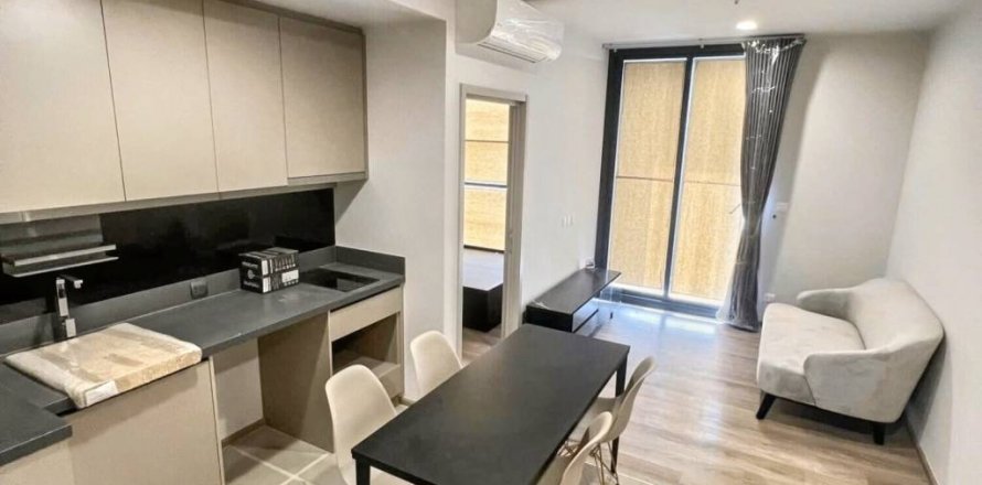 Condominio de 2 dormitorios en Khlong Toei, Bangkok, Tailandia № 114029