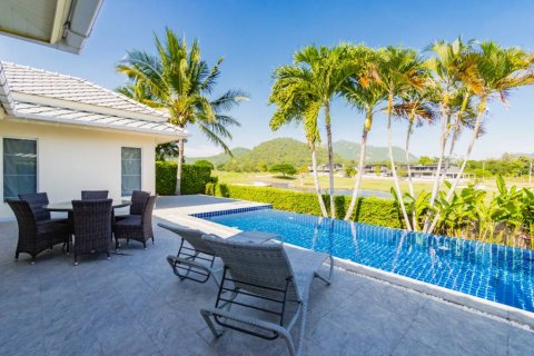 Chalet de 3 dormitorios en Hua Hin, Tailandia № 114034 - foto 3
