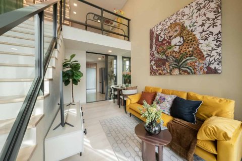 Condominio de 1 dormitorio en Thonburi, Bangkok, Tailandia № 166683 - foto 15