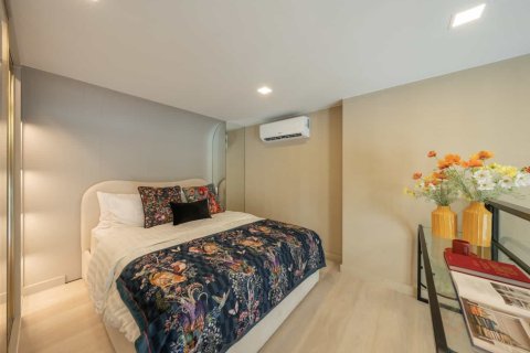 Condominio de 2 dormitorios en Thonburi, Bangkok, Tailandia № 166682 - foto 6