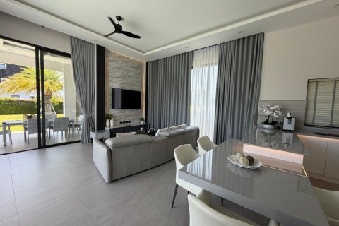 Villa in Pran Buri, Thailand 3 Schlafzimmer № 222479 - Foto 17