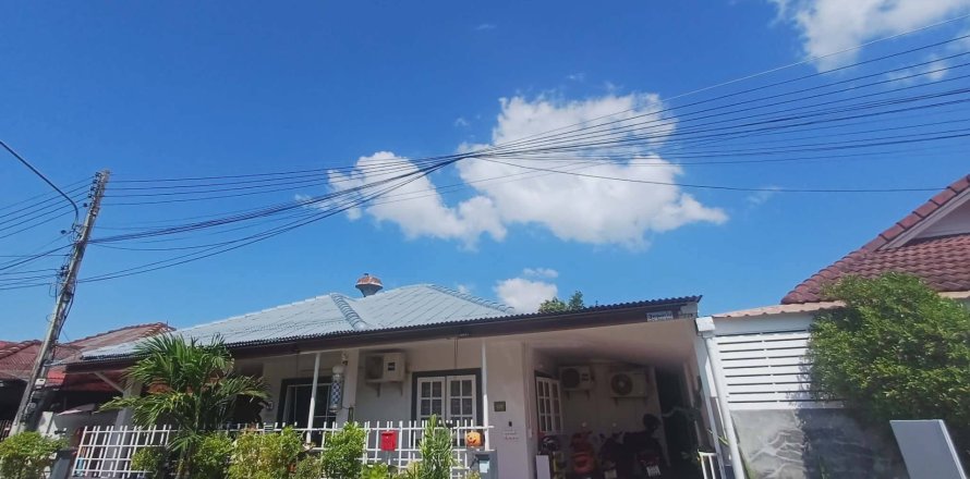 Casa de 3 dormitorios en San Sai, Tailandia № 205554