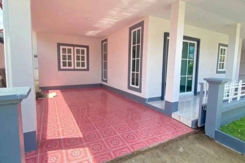 Casa de 3 dormitorios en San Sai, Tailandia № 205554 - foto 3