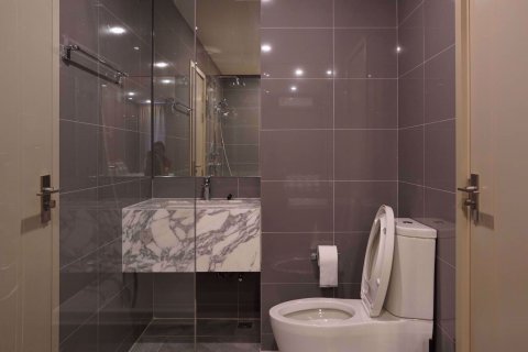 Condominio de 1 dormitorio en Ratchathewi, Bangkok, Tailandia № 56137 - foto 11