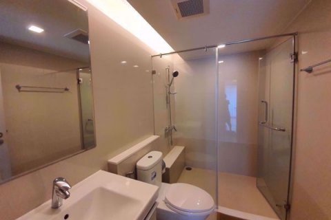 Condominio de 2 dormitorios en Watthana, Bangkok, Tailandia № 47620 - foto 8