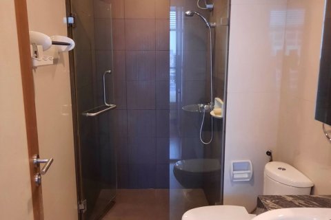 Condo à Bang Rak, Bangkok, Thaïlande, 2 chambres  № 47625 - photo 10