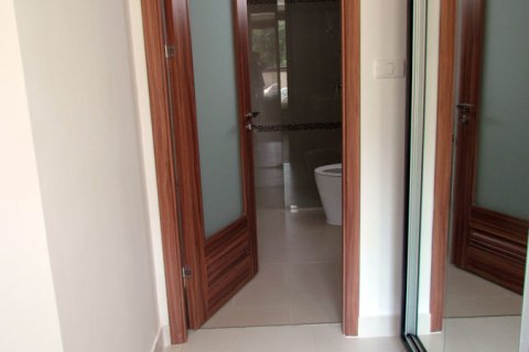 Sobre plano Club Royal en Pattaya, Tailandia № 28041 - foto 5