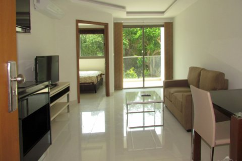 Condo in Pattaya, Thailand, 1 bedroom in Club Royal  № 204565