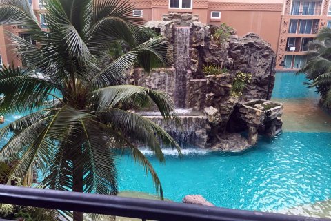 Condo in Pattaya, Thailand, 1 bedroom in Atlantis Condo Resort  № 204564